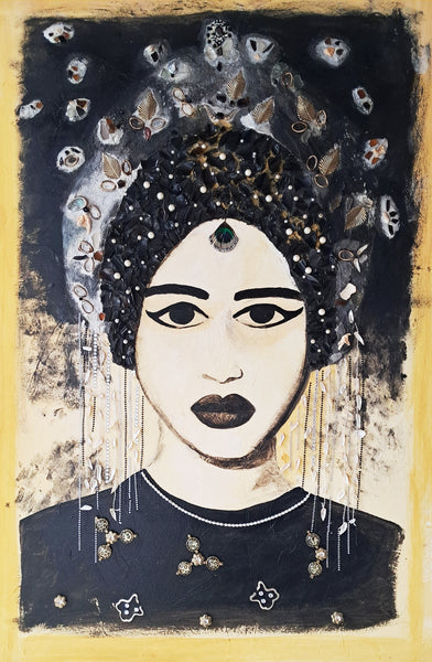 Sylvia Schwalm - Frau mit Kopfschmuck