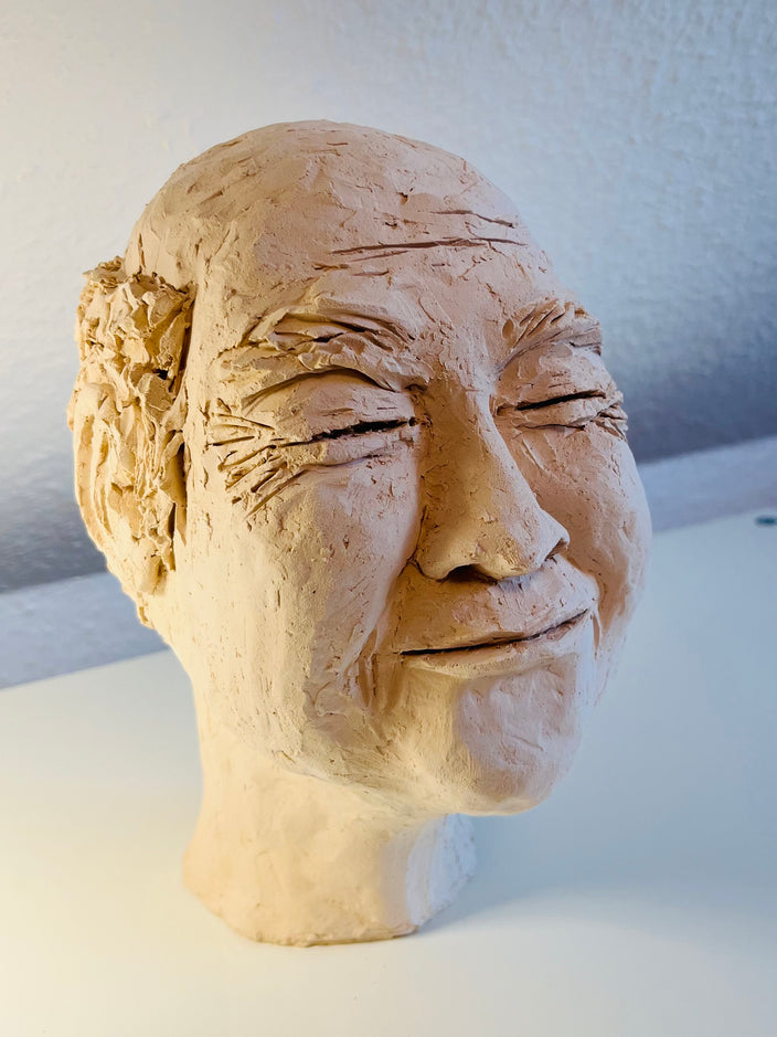 Brigitte Maier-Becker - Lachender Politiker