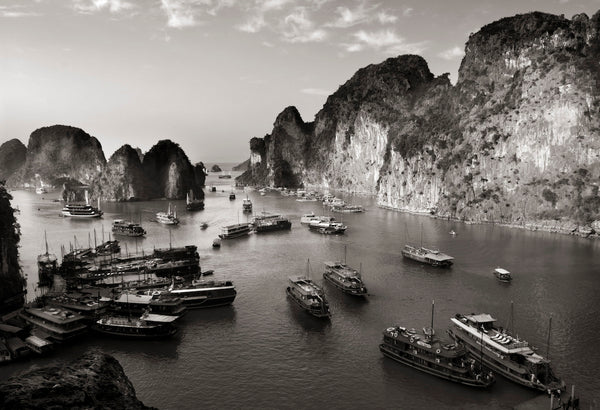 Willy Sinn - Halong Bay Poster Kunstdruck - Willy Sinn, Peiting, Deutschland Wandbild